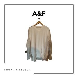 ABERCROMBIE AND FITCH SOFT SWEATER